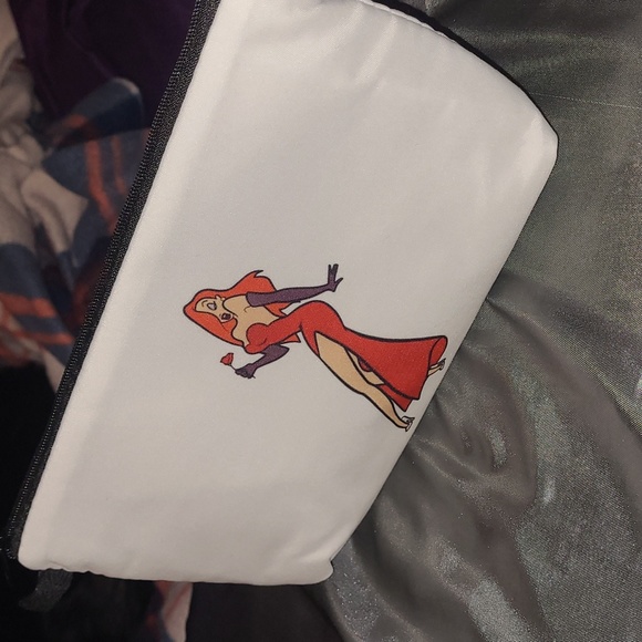 Jessica Rabbit Rare Makeup Bag - Picture 7 of 8